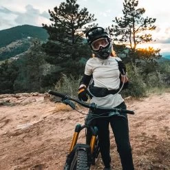 Hydrapak Contour Lumbar 1.5L -Camp Haven 11 1800x1800 54ec6440 7169 4ac8 9e7c 650288ba97c0